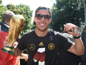 Lukas Podolski gewann mit der deutschen Nationalmannschaft 2014 die WM. Foto: Markus Gilliar