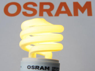 Strahlende Gesichter bei Osram. Bei der früheren Siemens-Tochter läuft es derzeit gut. Foto: Armin Weigel