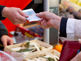 Für den stärksten Auftrieb sorgten die Preise für Dienstleistungen sowie für Tabak und Mieten. Foto: Inga Kjer