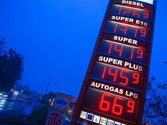 Bundesbankpräsident Jens Weidmann sieht das zurzeit billigere Erdöl als eine Art Konjunkturprogramm. Foto: Jens Büttner/Archiv