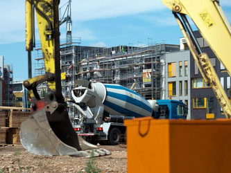 Wohnungsbau in Dresden: Die deutschen Metropolen schaffen immer mehr Wohnraum. Foto: Arno Burgi