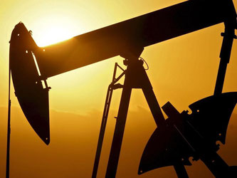 Opec-Länder wie Saudi-Arabien haben ihren Öl-Ausstoß trotz der niedrigen Preise nicht gedrosselt. Foto: Larry W. Smith/Archiv