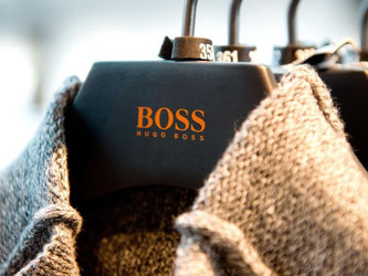 Hugo Boss hatte unlängst auch mit internen Turbulenzen zu kämpfen, Vorstandschef Claus-Dietrich Lahrs hatte Ende Februar überraschend seinen Hut genommen. Foto: Sebastian Kahnert