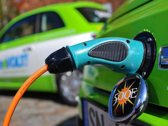Der Anteil von Fahrzeugen mit Elektro-, Hybrid und Gasantrieben an den Neuzulassungen geht zurück. Foto: Jens Büttner