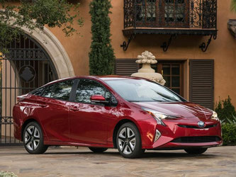 Die Fahrleistung des neuen Toyota Prius ist vergleichbar mit dem alten. Foto: Toyota