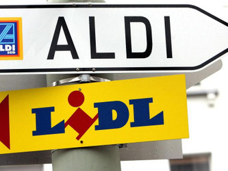 Bisher stimmten bei Aldi und Lidl vor allem die Preise. Jetzt wollen die Discounter auch eine Qualitätsoffensive starten. Foto: Frank May