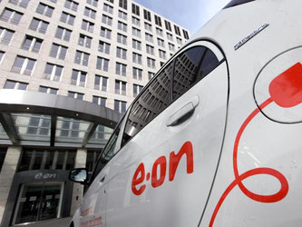 Eon will die Kohle-, Gas- und Atomkraftwerke in eine neue Gesellschaft namens Uniper ausgliedern. Foto: Martin Gerten/Archiv
