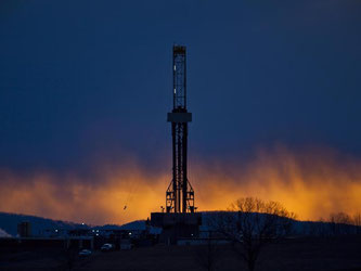 Der Bohrturm einer Ölförderplattform in Pennsylvania, die nach dem Prinzip des «Fracking» arbeitet. Foto: Jim Lo Scalzo