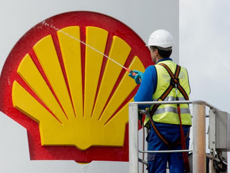 Trotz des Preisverfalls hält Shell an der geplanten Übernahme des Gasförderers BG Group fest. Foto: Julian Stratenschulte