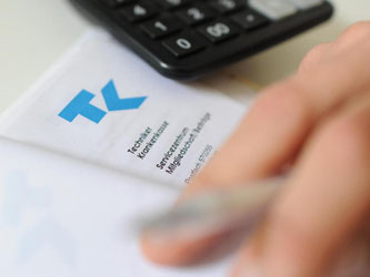 Die TK-Versicherten zahlen künftig einen Beitrag von 15,4 Prozent statt bisher 15,5 Prozent. Foto: Angelika Warmuth