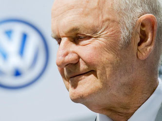 Ferdinand Piech ist vor kurzem als Aufsichtsratschef der Volkswagen AG zurückgetreten. Foto: Julian Stratenschulte