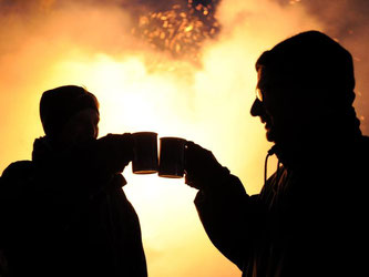 Das Biikefeuer ist ein Fest im Norden. Damit wird der Winter vertrieben. Foto: Carsten Rehder