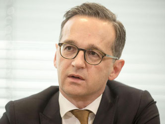 «Wenn Täter nicht bestraft werden können, bedeutet das für die Opfer eine zweite bittere Demütigung», sagt Justizminister Heiko Maas zum bisherigen Sexualstrafrecht. Foto: Michael Kappeler