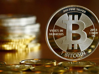 Der Bitcoin ist eine im Internet entstandene digitale Währung und seit 2009 im Umlauf. Foto: Jens Kalaene