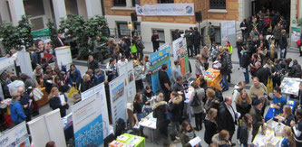 Großes Interesse an der SchülerAustausch-Messe (Foto: Dt. Stiftung Völkerverständigung