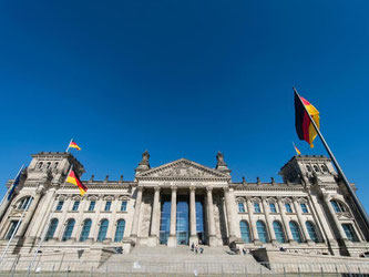 Die Cyberattacke auf den Bundestag hat Medienberichten zufolge deutlich mehr Schaden angerichtet als bisher bekannt. Foto: Gregor Fischer