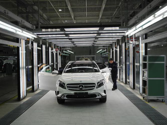 Daimlers China-Chef Hubert Troska rechnet nicht zwangsläufig mit einem Ende des Autobooms in China. Er geht von einem vorübergehenden Effekt aus. Foto: Andreas Landwehr