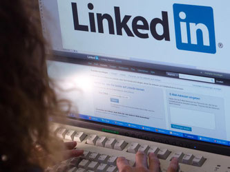 Weil das Karrierenetzwerk LinkedIn gehackt wurde, brauchen die Nutzer nun ein neues Passwort. Foto: Jens Büttner