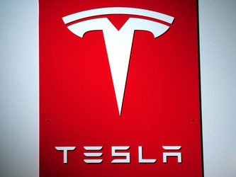 Kann kaum nachleifern: Im ersten Quartal brachte Tesla 14 820 Wagen an die Kundschaft. Die eigene Prognose lag bei 16 000 Stück. Foto: Daniel Reinhardt