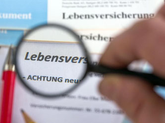 Seit 2008 müssen Versicherte an den Bewertungs- oder stillen Reserven der Versicherer beteiligt werden. Foto: Jens Büttner