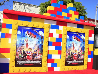 Die Werbung durch den Kino-Kassenschlager «The Lego Movie» hat den Absatz von Legosteinen mächtig angekurbelt. Foto: Nina Prommer