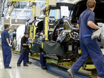 Die Zahl der ausgeschriebenen Jobs in der Automobilbranche ist angestiegen. Foto: Bernd Weißbrod