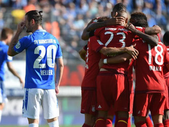 Leicht und locker gewann der Rekordmeister bei Aufsteiger Darmstadt. Foto: Arne Dedert