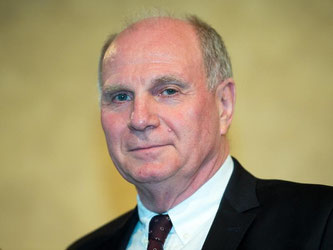 Der ehemaliger Bayern-Präsident Uli Hoeneß. Foto: Marius Becker/Archiv