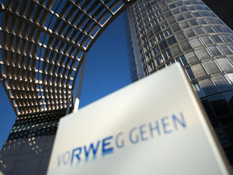 Zentrale des Energiekonzerns RWE in Essen. Foto: Bernd Thissen/Archiv