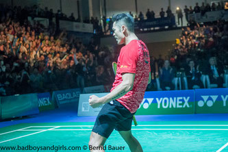 Lin Dan nach seinem Triumph bei den German Open (Bild: Bernd Bauer)