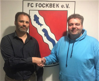 FC-Fußballobmann Steffen Sievers und Sascha Hoppe vom RTSV.