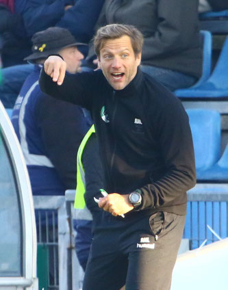 VfB Lübeck Trainer Rolf Landerl - Foto: pin