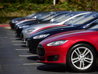 Im vergangenen Jahr lieferte Tesla erst gut 50 000 Autos aus. Foto: John G. Mabanglo