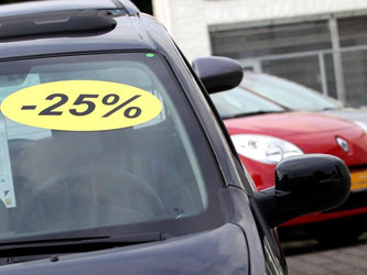 Autohändler verdienen erst durch den Weiterverkauf. Doch mit viel Abschlag müssen private Verkäufer rechnen? Foto: Daniel Naupold