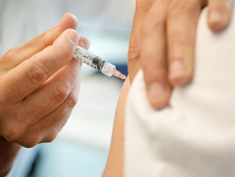 Das Paul-Ehrlich-Institut weist auf Lieferengpässe bei Impfstoffen hin. Zudem informiert es Patienten über Alternativprodukte. Foto: Franziska Gabbert