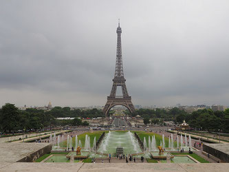 Bildrechte: Flickr The Eiffel Tower from Jardins du Trocadéro Clay Gilliland CC BY-SA 2.0 Bestimmte Rechte vorbehalten 