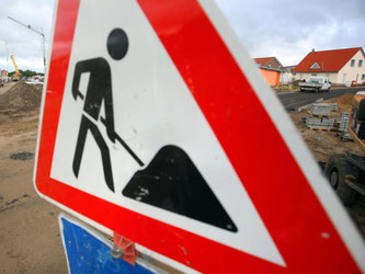 Stopp auf der Baustelle: Wenn die Baufirma Pleite geht, muss der Insolvenzverwalter erst den Weiterbau erlauben. Foto: Jens Büttner