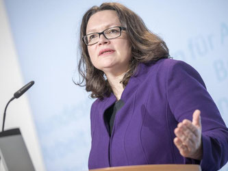 Bundesarbeitsministerin Andrea Nahles: «Die Jobcenter stehen vor enormen Herausforderungen, auch angesichts der Flüchtlingsfrage». Foto: Michael Kappeler/Archiv