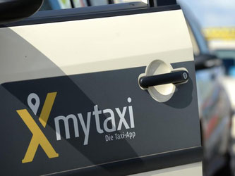 Das Logo der App MyTaxi. Foto: Daniel Reinhardt/Archiv