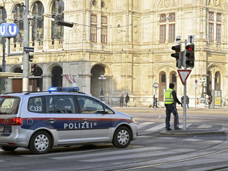 Der in Neuss Festgenommene steht im Verdacht, einem Terrorverdächtigen aus Wien bei den Vorbereitungen für einen Anschlag in Österreich geholfen zu haben. Foto: Hans Punz