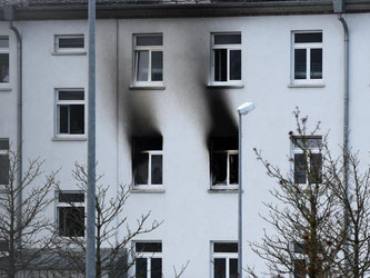 In Ulm beschäftigt ein Brand in einer Unterkunft derzeit die Polizei. Foto: Stefan Puchner/Archiv