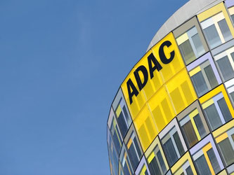 Der unabhängige Beirat des ADAC will eine Zwischenbilanz der Reformbemühungen des Autoclubs vorlegen. Foto: Andreas Gebert/Archiv/Symbolbild