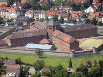 Die Justizvollzugsanstalt Bruchsal kommt derzeit nicht aus den Schlagzeilen. Foto: Uli Deck