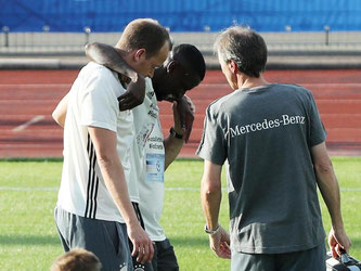 Das EM-Aus für Antonio Rüdiger kommt bereits im ersten Training. Foto: Christian Charisius