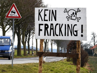 Fracking polarisiert: Längst erprobt und harmlos, sagen die einen, hochgefährlich und unnötig, sagen die anderen. Foto: Holger Hollemann/Archiv
