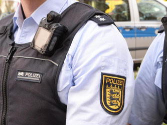 Baden-württembergische Polizisten werden mit Bodycams ausgerüstet. Foto: Franziska Kraufmann