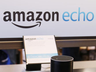 Ein überraschender Coup ist Amazon mit seinem vernetzten Lautsprecher «Echo» mit der Sprachsteuerung Alexa gelungen. Foto: Christoph Dernbach