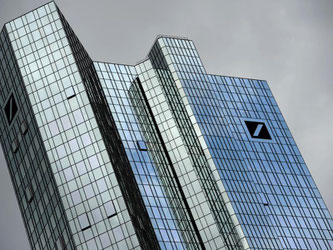 Die Zentrale der Deutschen Bank in Frankfurt am Main. Foto: Arne Dedert