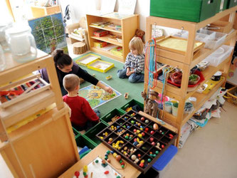 Kinderbetreuung in Stuttgart. Foto: Bernd Weißbrod/Archiv