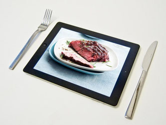 Steak per App? Das geht mit zahlreichen Liefer-Apps für Smartphone und Tablet. Fotomontage: Matthias Hübner Foto: Matthias Hübner